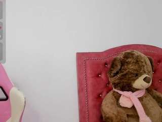 Nataly-petite18