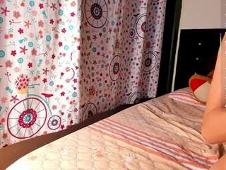  petite-lexy chat room