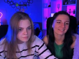 veronica-bubble webcam model