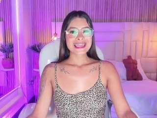 dulcegreem Live Webcam on CamSoda