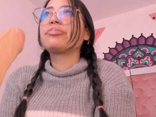 melodyblue01 Live Webcam on CamSoda