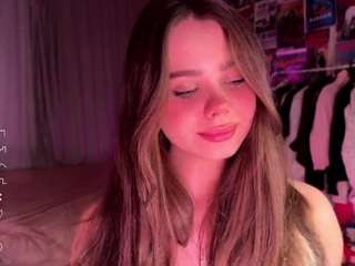 pinkiray from CamSoda is Freechat