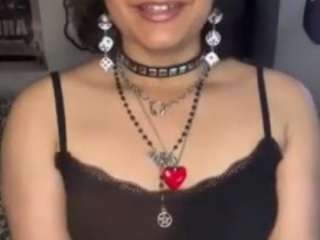 Live webcam model wickedwifex on Soda Cams