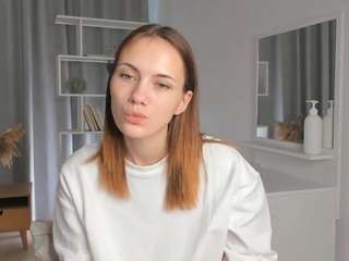 azaleemoeller webcam
