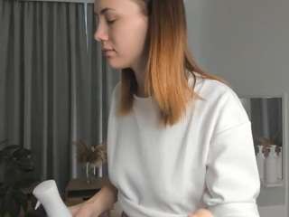 azaleemoeller webcam