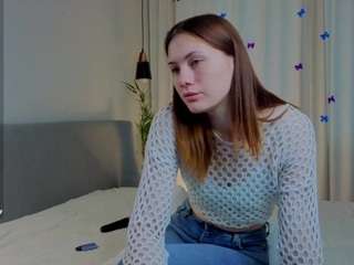 azaleemoeller webcam