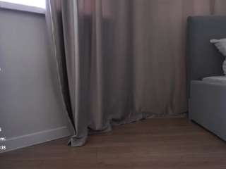blue-bow webcam