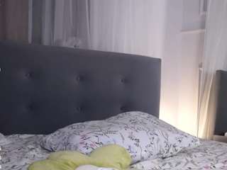  blue-bow chat room