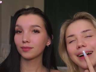 blue-bow Teen 18 live webcam