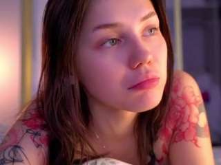 blue-bow live webcam show