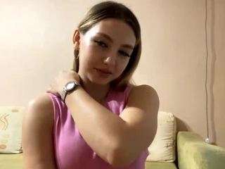 Discover caronbigaud from CamSoda