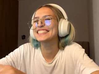 danholiday Live Webcam on CamSoda