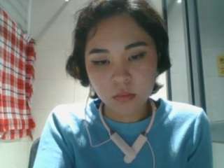 genniewaltemeyer's CamSoda show and profile