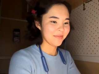 genniewaltemeyer's CamSoda show and profile