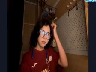 Model ini sedang live sekarang. genniewaltemeyer