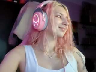 jerlenefraker Live Webcam on CamSoda