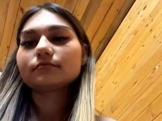 johannetien Live Webcam on CamSoda