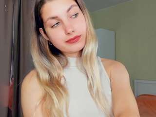 lorrilivernoche webcam