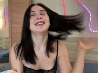Emilia live webcam show