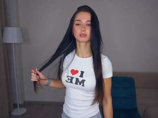 ShainaCloos