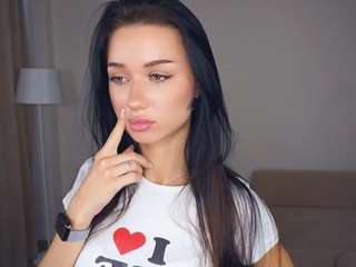 ShainaCloos
