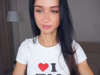ShainaCloos