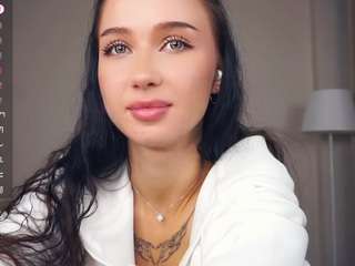 shainacloos Live Webcam on CamSoda