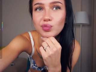  shainacloos chat room