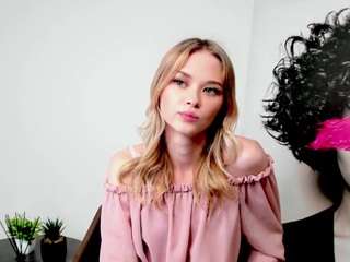 susiecolonel webcam model