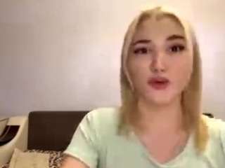 wendicroft's CamSoda show and profile