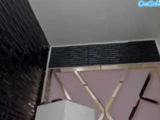 chaniesmith69x live webcam show
