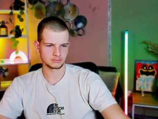 dakota-dear1 from CamSoda is Freechat