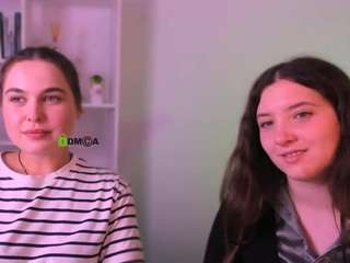  emily-cllar chat room
