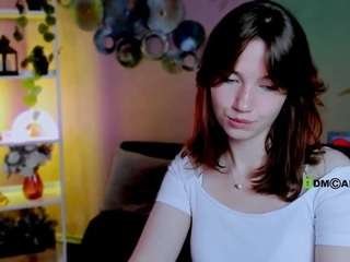 esma-shine camsoda