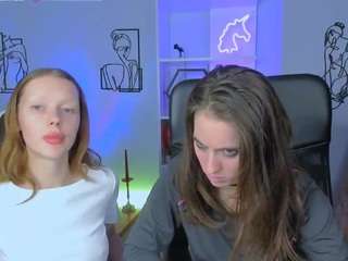 esma-shine Live Webcam on CamSoda