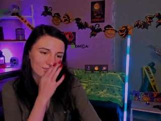 esma-shine camsoda