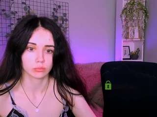 leila-pur Live Webcam on CamSoda