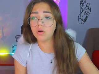  aurora-lily chat room