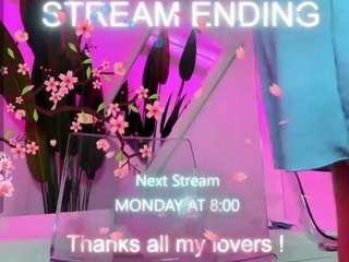 blondiequinn Live Webcam on CamSoda