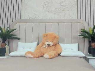 DaryaR33d