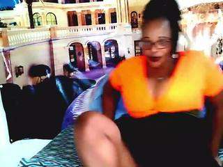 ebonyblooom Live Webcam on CamSoda