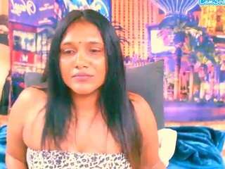 indiansexylady4u webcam