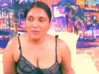 indiansexylady4u Live Webcam on CamSoda