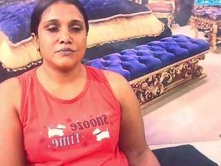 indiansexylady4u Live Webcam on CamSoda