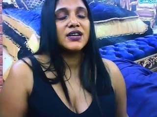 indiansexylady4u webcam