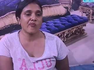 indiansexylady4u Live Webcam on CamSoda
