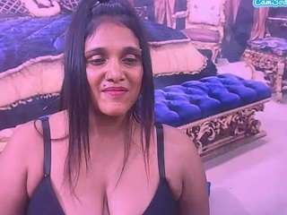 indiansexylady4u's CamSoda show and profile