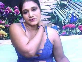 indiansexylady4u's CamSoda show and profile