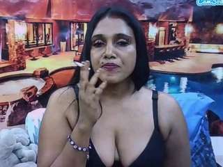 indiansexylady4u Live Webcam on CamSoda