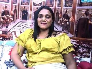 indiansexylady4u Live Webcam on CamSoda